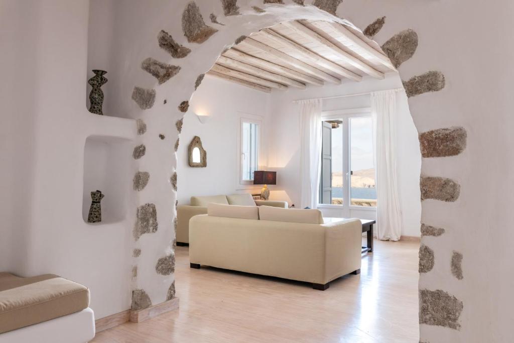 Część wypoczynkowa w obiekcie Summer Mood Villas "Plus" - 6 bedroom villa