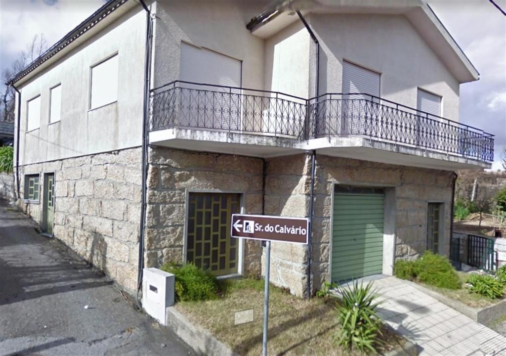Το κτήριο όπου στεγάζεται  το διαμέρισμα