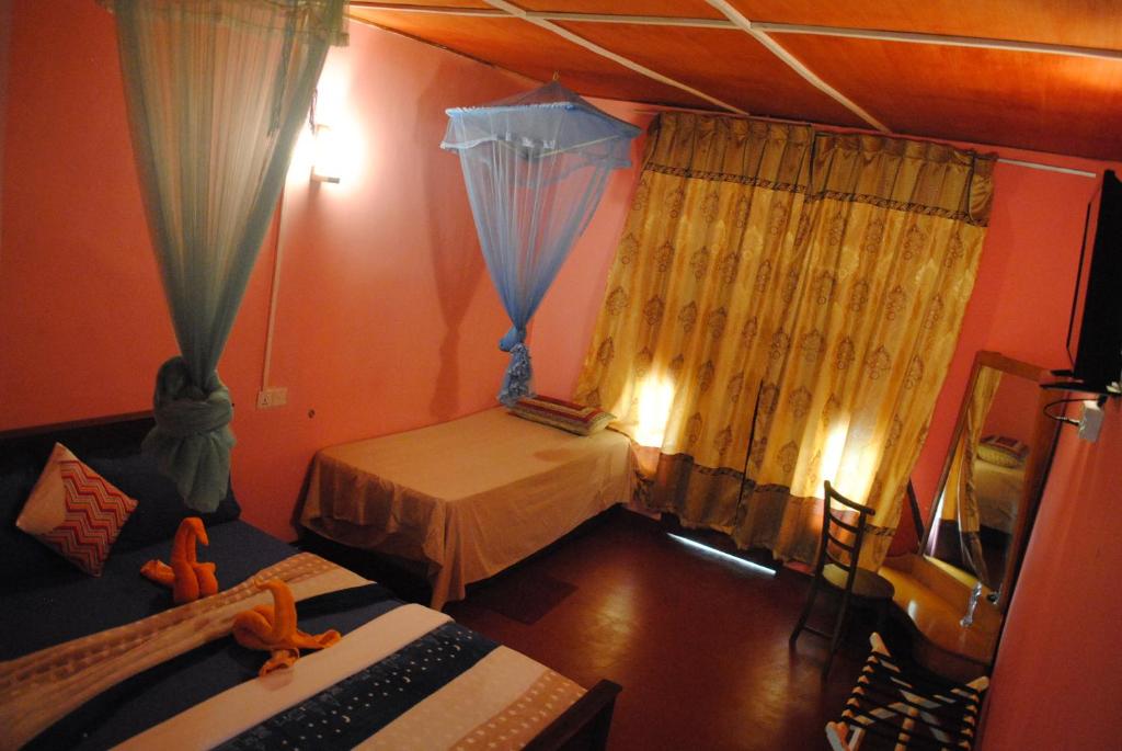 Gallery image of Singh Brothers in Adams Peak