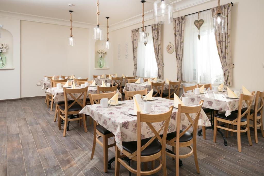 Restaurace v ubytování Aquasol Resort