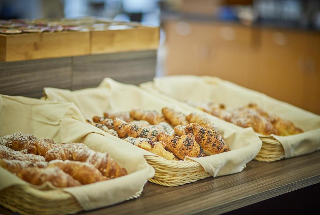 iH Hotels Milano Lorenteggio - Resim 38