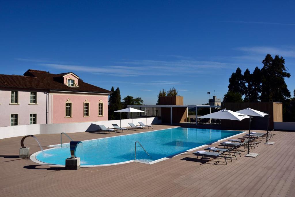 Bazén v ubytování Castello Dal Pozzo Resort Lago Maggiore - Preferred Hotels & Resorts nebo v jeho okolí