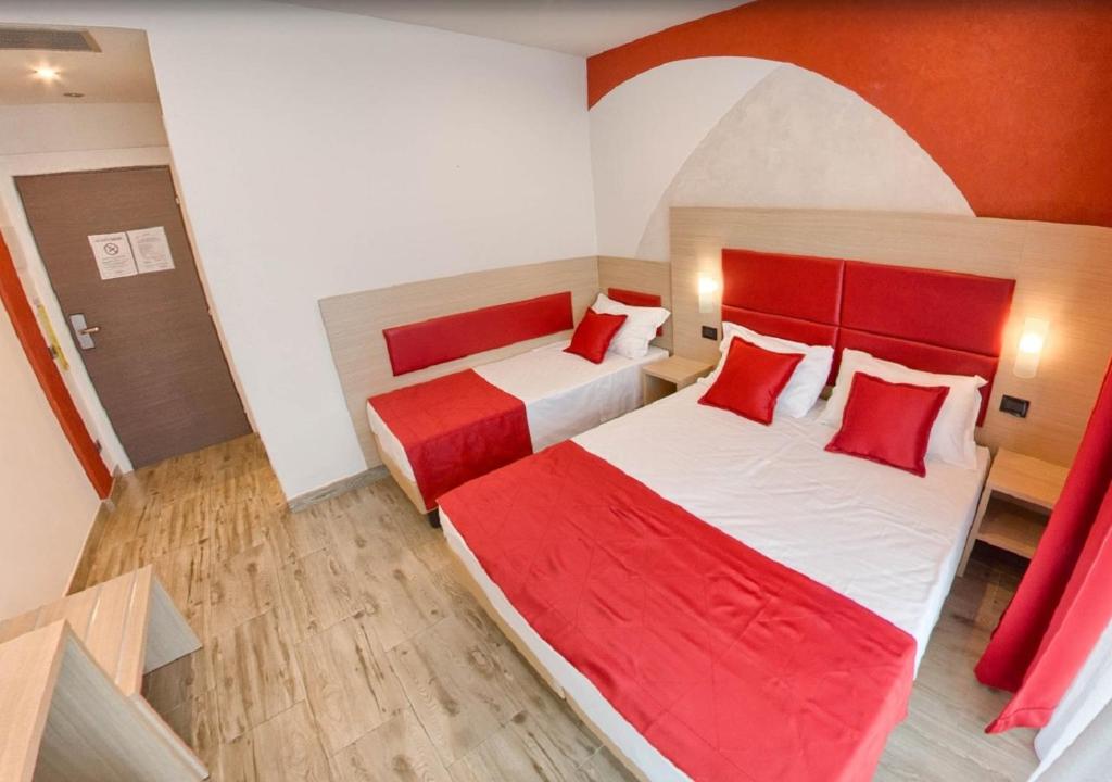 Hotel Luxor Florence - Resim 17