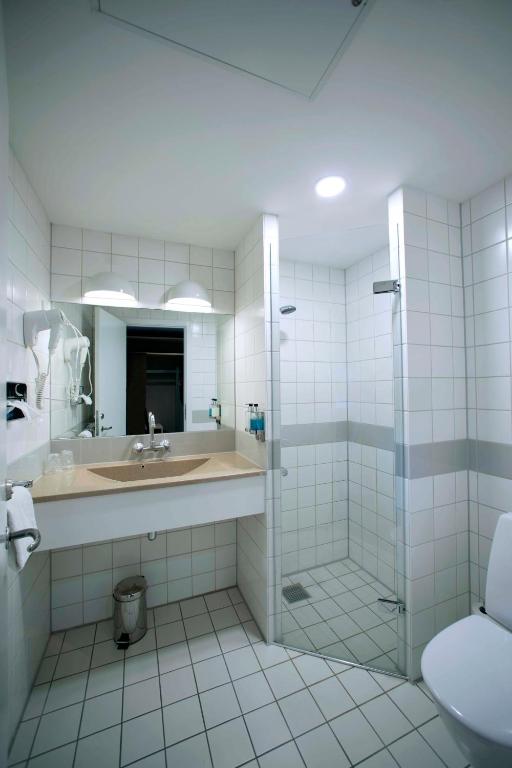 Koupelna v ubytování Hotel Lautrup Park