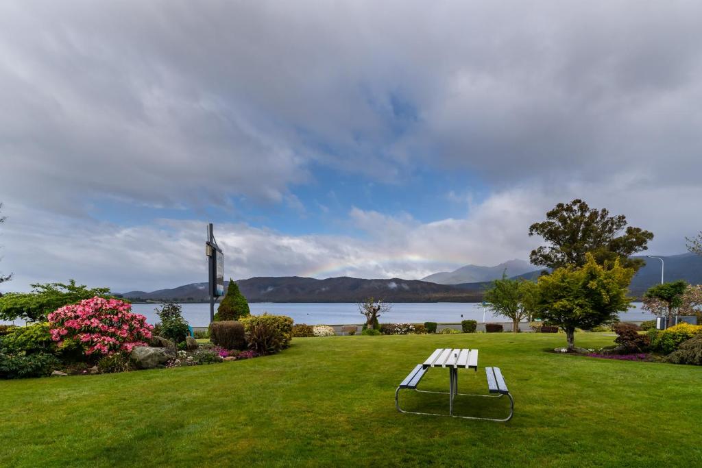 Lakeside Motel & Apartments - Resim 25