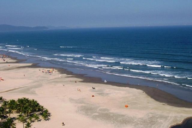  Apto Jóia 3 dormitórios - Frente para o mar - Praia Grande