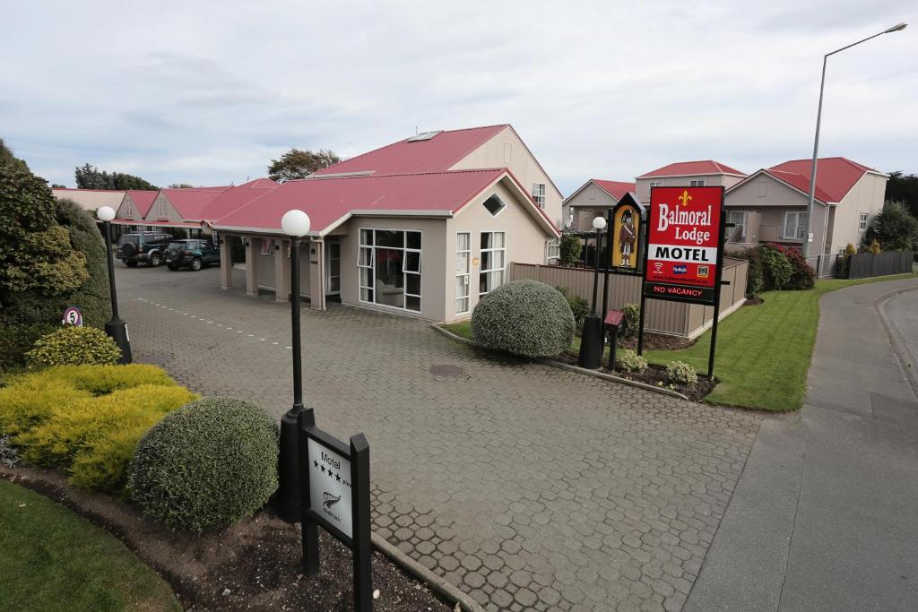 Balmoral Lodge Motel - Resim 10