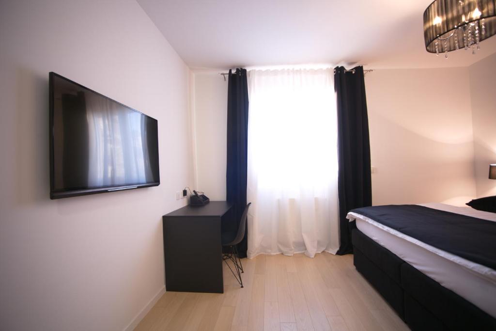 Postel nebo postele na pokoji v ubytování Marquise luxury design apartments | Zagreb best apartments