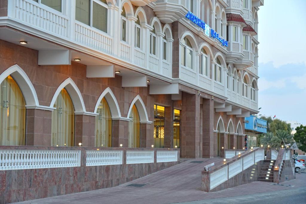 Budova, kde se hotel nachází