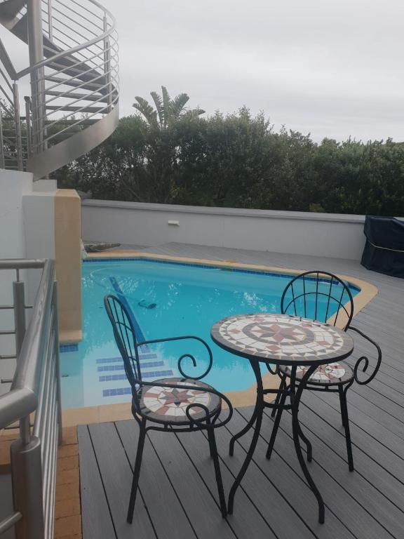 Piscina di Knysna Pearl View Guest House o nelle vicinanze