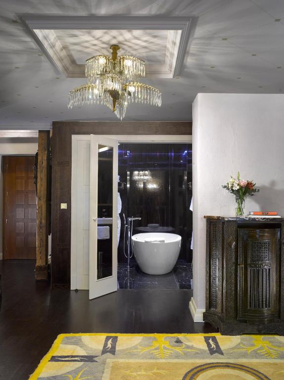 Kupatilo u objektu Grandezza Hotel Luxury Palace
