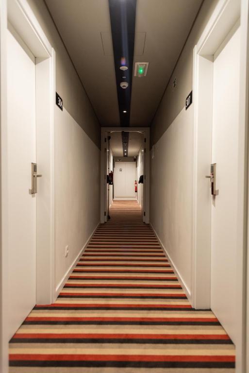 Hotel Canada - Resim 13