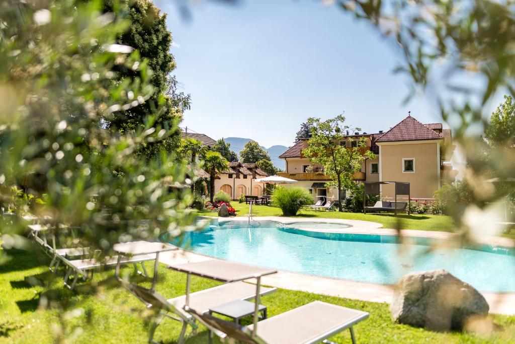 Bazén v ubytování Hotel Wessobrunn nebo v jeho okolí