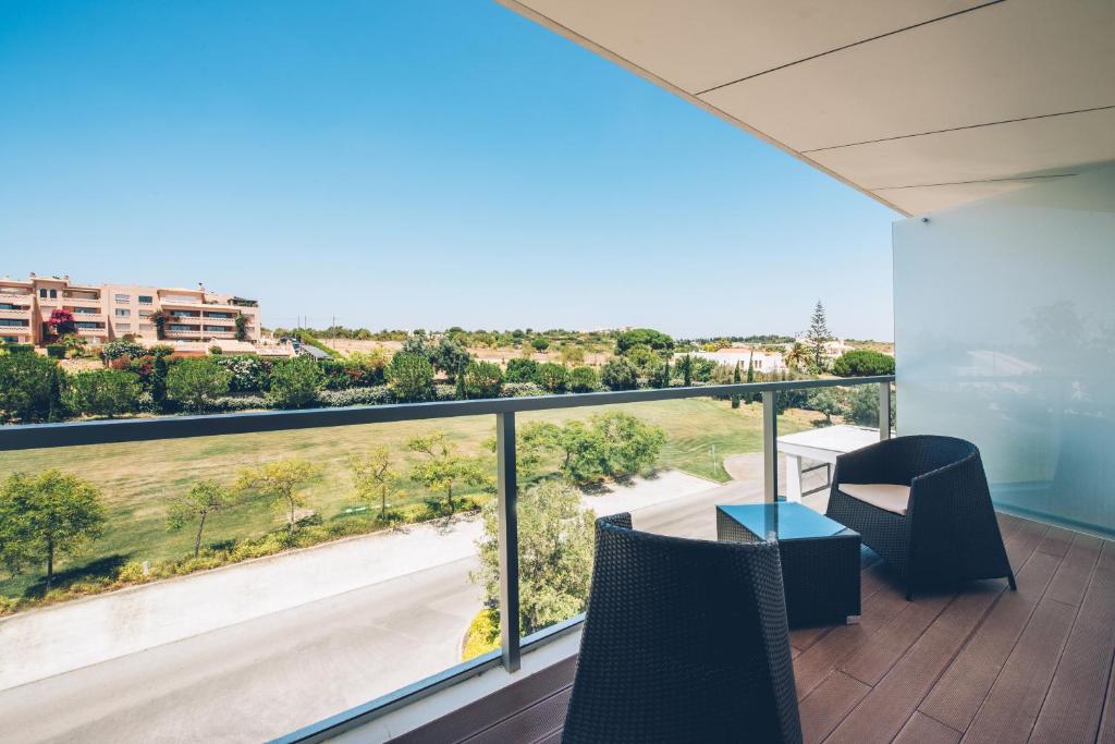 Uma varanda ou terraço em Iberostar Selection Lagos Algarve