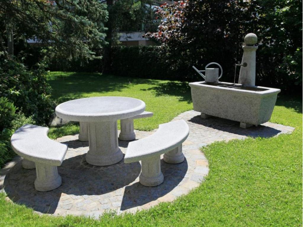 A garden outside Pension Lärchenbrunn