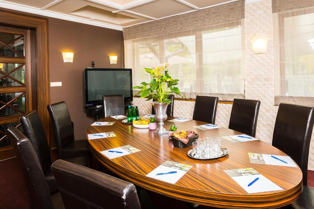 Duna Garden Hotel - Resim 31