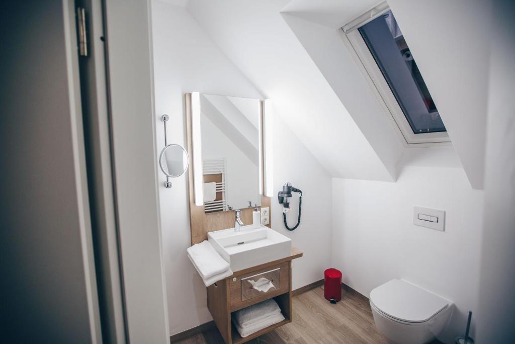 Hotel Luckys Inn - Resim 20