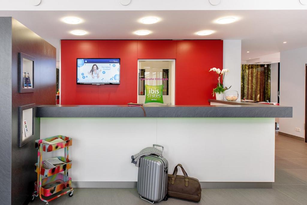 Televisyen dan/atau pusat hiburan di ibis Styles Karlsruhe Ettlingen