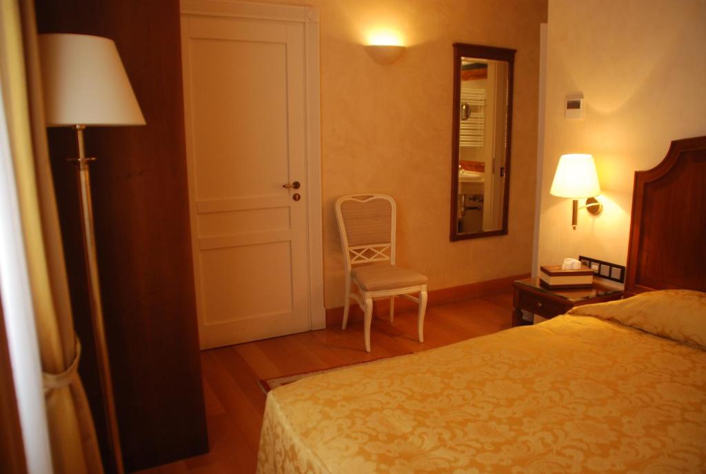 Siora Vittoria Boutique Hotel - 2