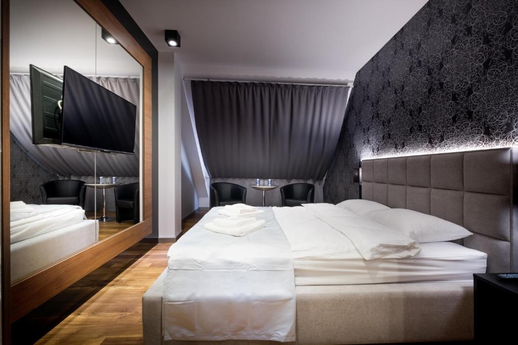 VoQue Apartments - 18