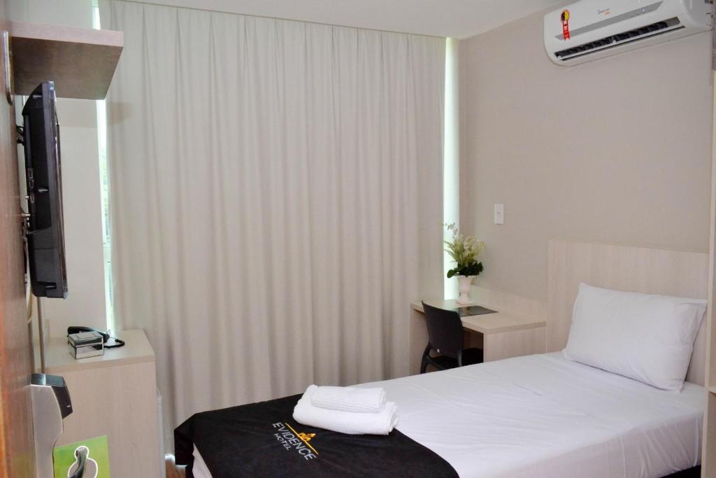  Evidence Hotel