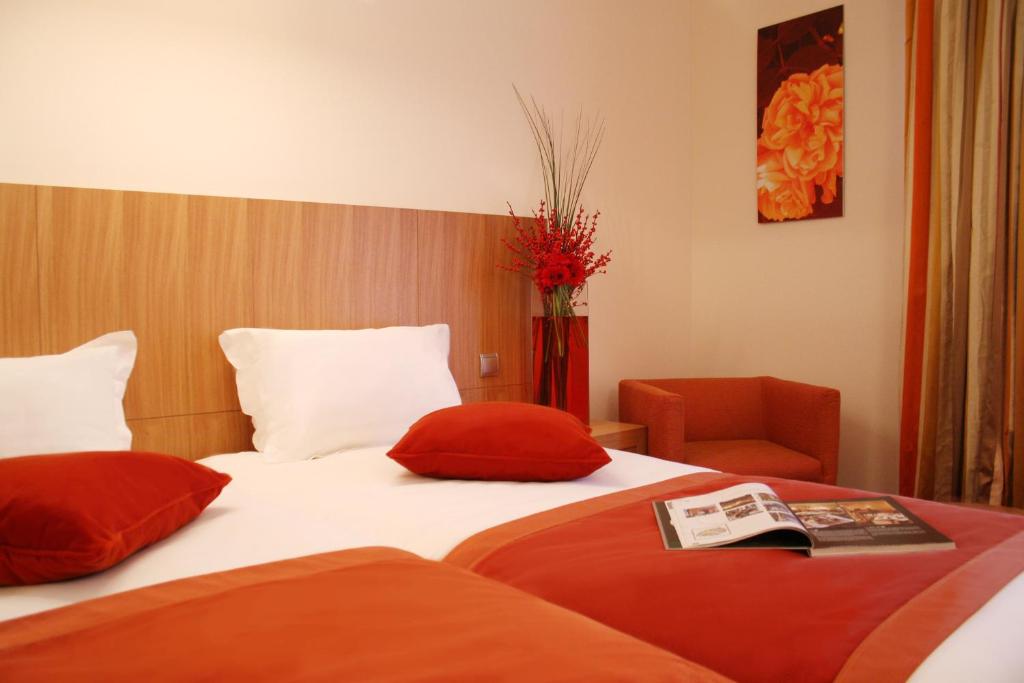 Westside Arc de Triomphe Hotel - Resim 34