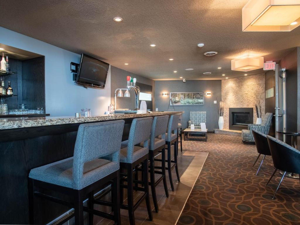 Ramada by Wyndham Kamloops - Resim 19