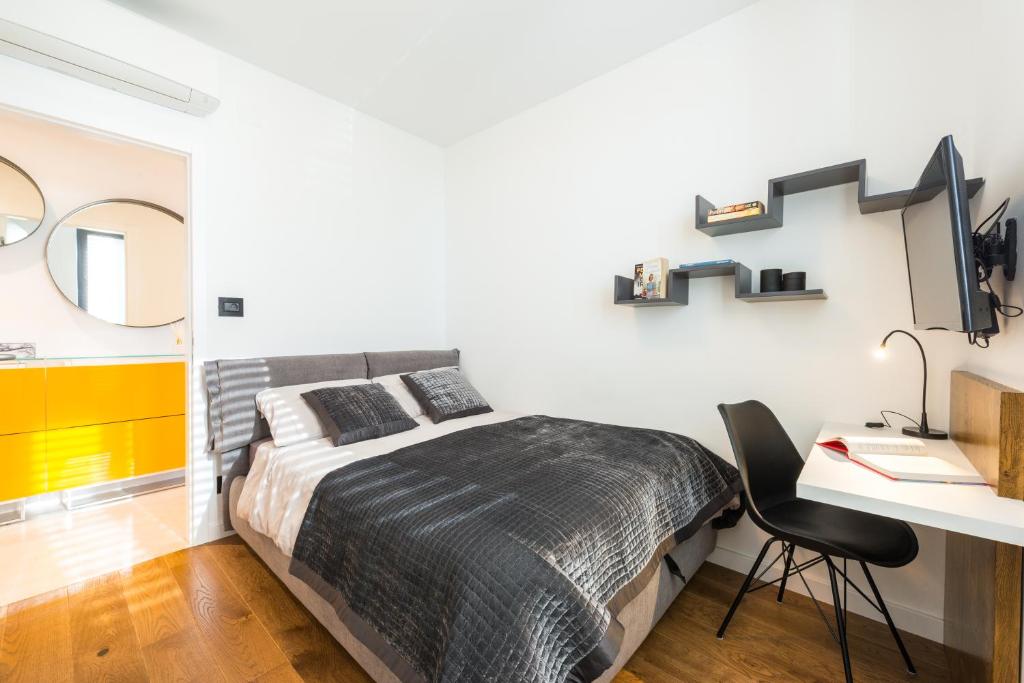 Postel nebo postele na pokoji v ubytování Saint Blaise Luxury Suite