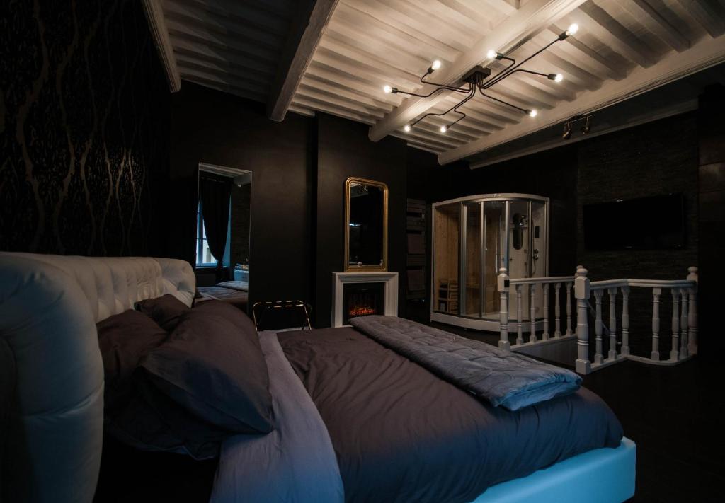 Love Room フランス メス Booking Com