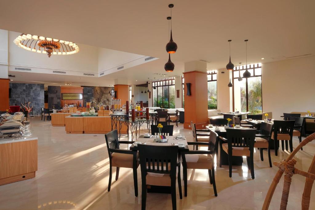 Restaurace v ubytování Wimarion Hotel Semarang