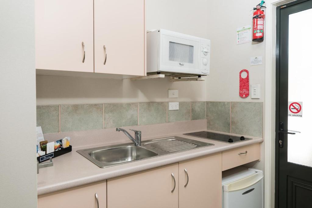 Kauri Park Motel - Resim 37