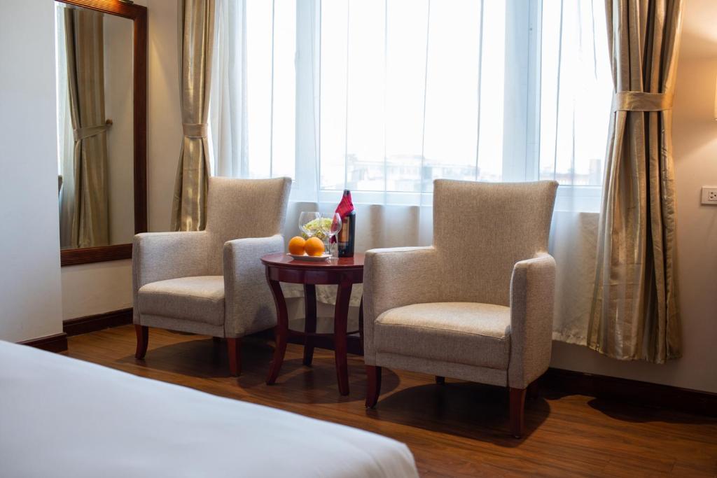 Posezení v ubytování Nesta Hotel Hanoi