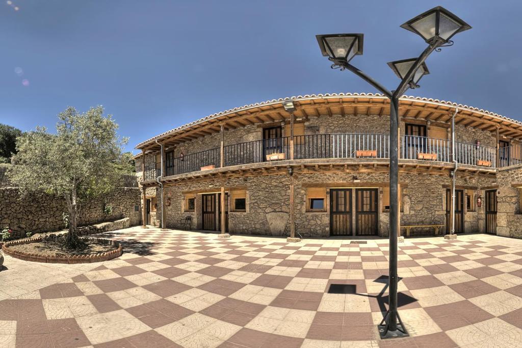 Gallery image of Albergue El Solitario in Baños de Montemayor