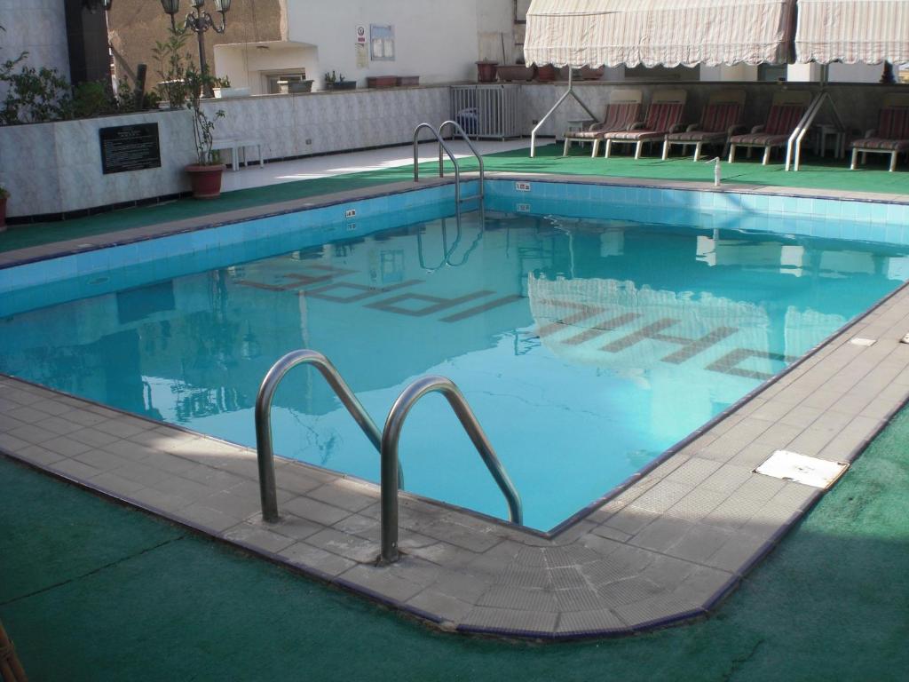 Bazén v ubytování Philippe Luxor Hotel nebo v jeho okolí