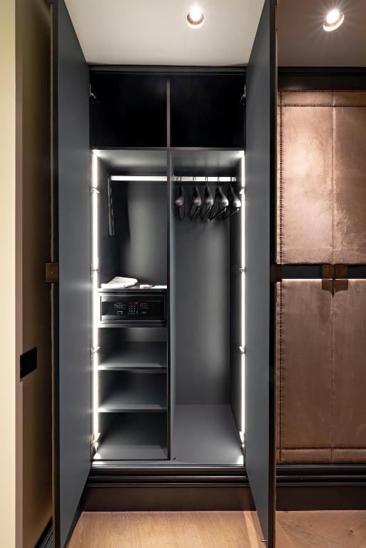 CoolRooms Palacio de Atocha - Resim 44