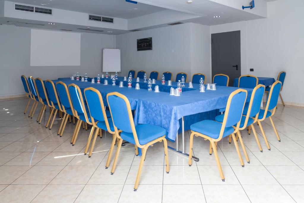 Zaplecze biznesowe lub konferencyjne w obiekcie Blu Hotel - Sure Hotel Collection by Best Western