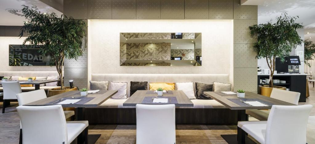 Hotel Ilunion Bilbao - Resim 24