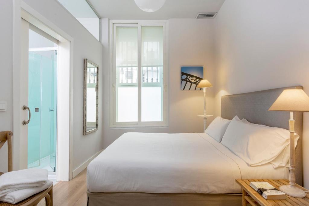 Suites Sevilla Plaza, Seville – Updated 2023 Prices