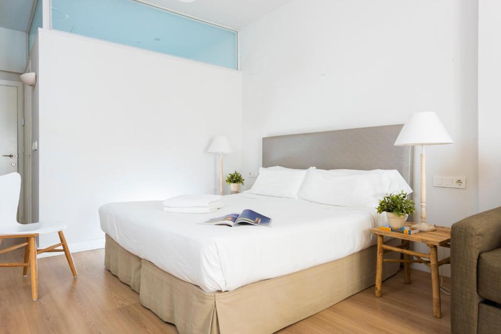 Suites Sevilla Plaza - 12