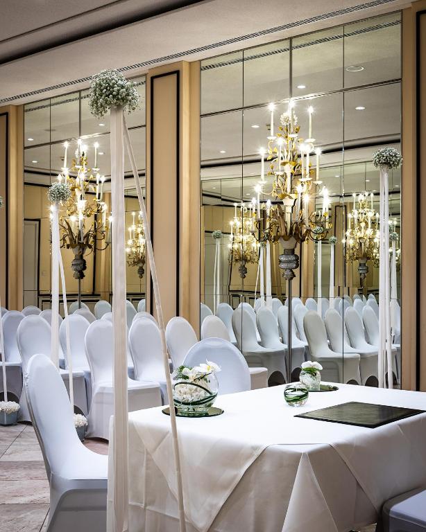 AMERON Bonn Hotel Königshof - Resim 29