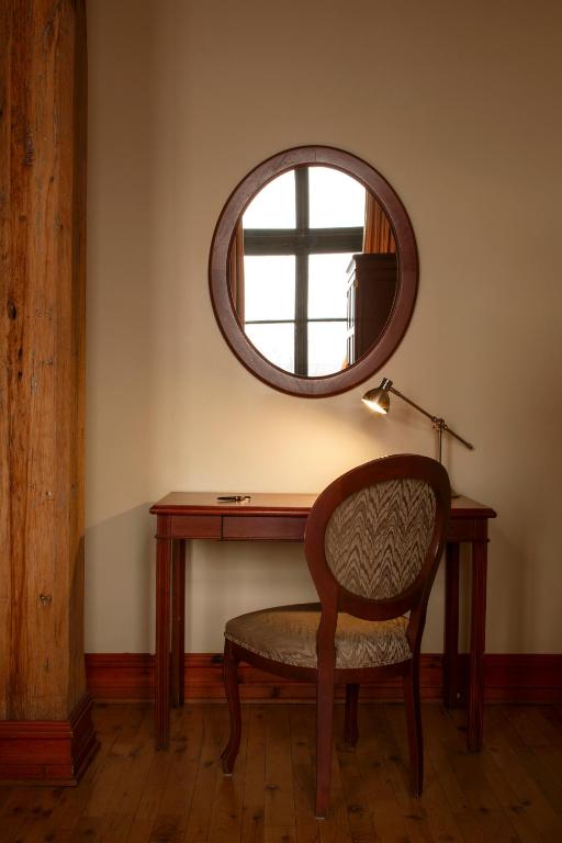 Auberge du Vieux Port by Gray Collection - Resim 40