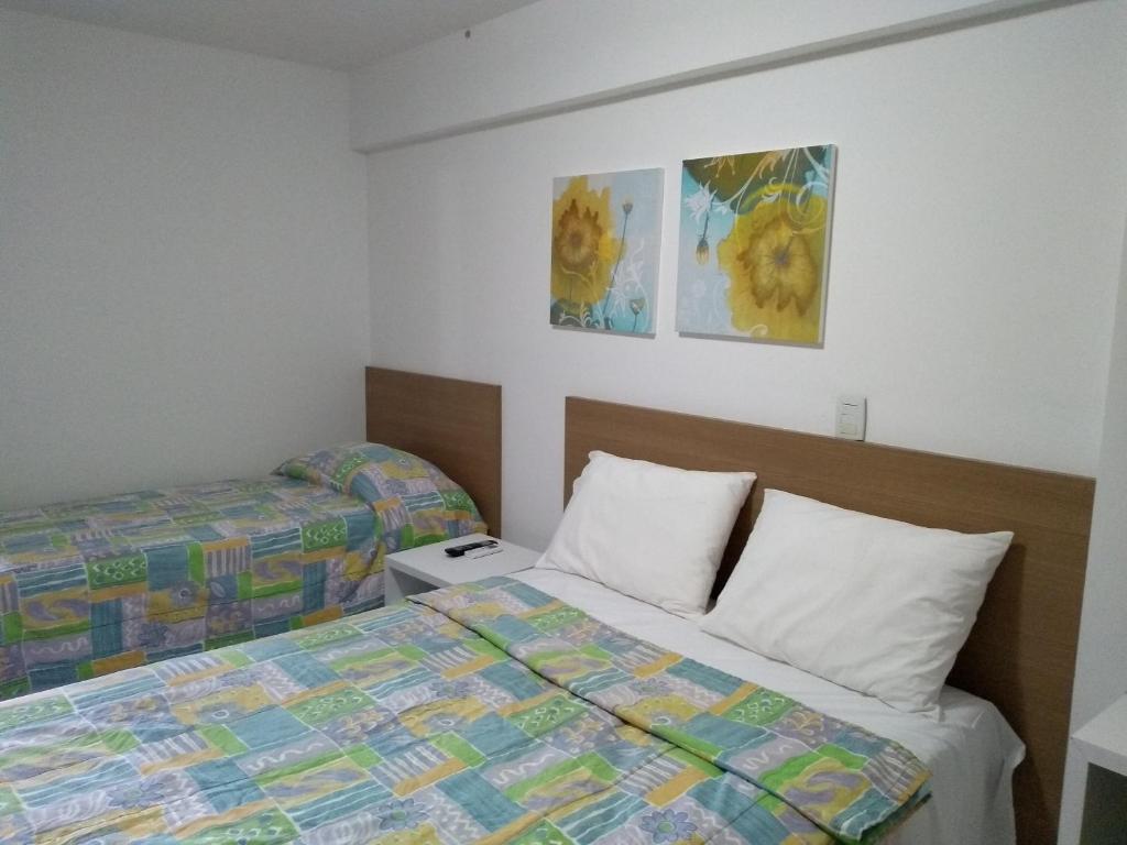  Paradise Flat