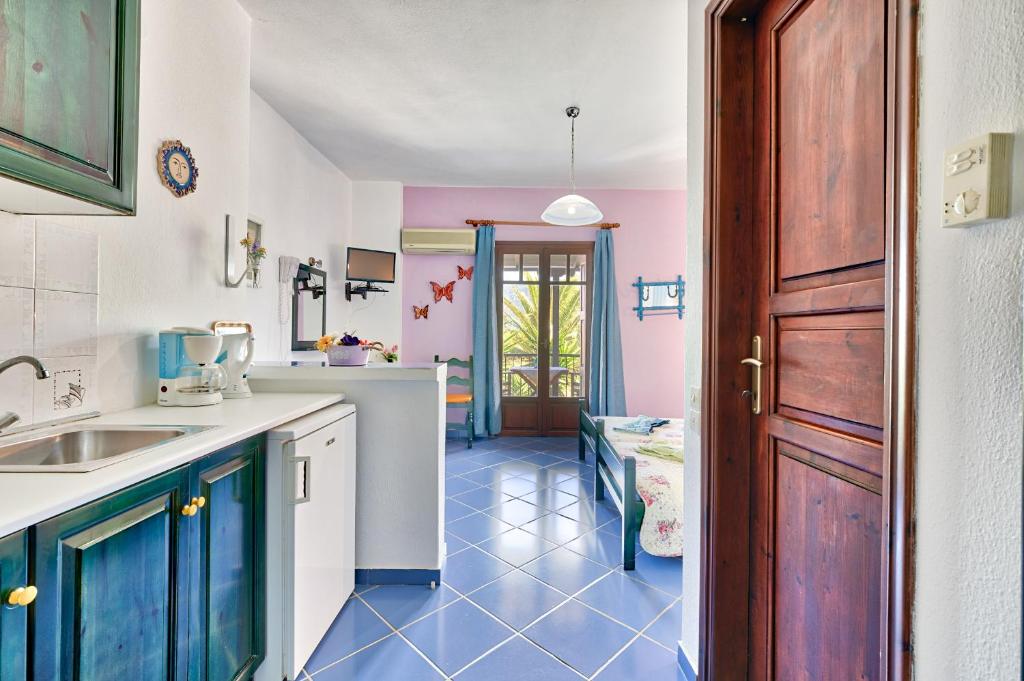 Kuchyň nebo kuchyňský kout v ubytování Villa Ble