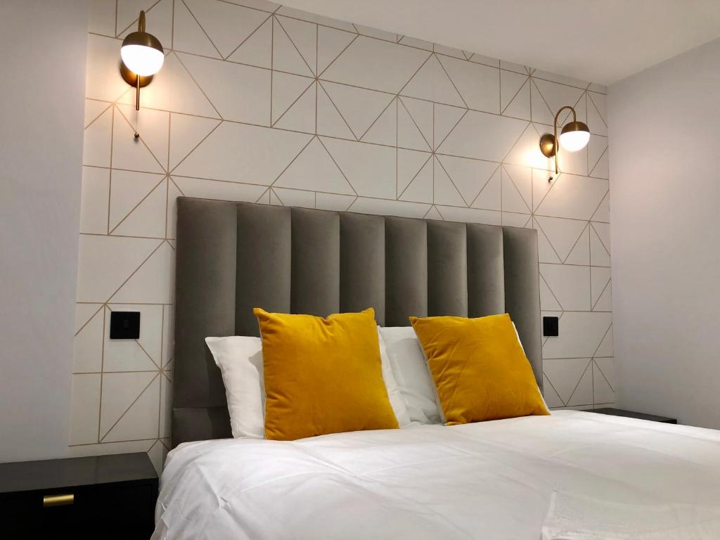 Stylish Apartments in Victoria & Westminster - Apartment - Split Level