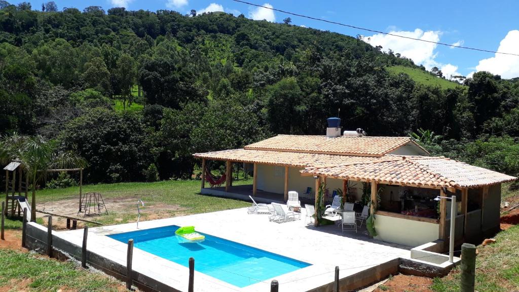  Rancho Pé da Serra Capitólio