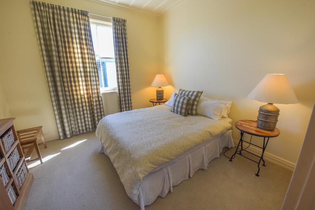 The Vicarage Martinborough - Resim 40