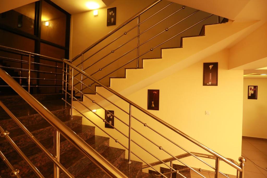 Fotografie z fotogalerie ubytování The Crescent Suites v destinaci Ernakulam