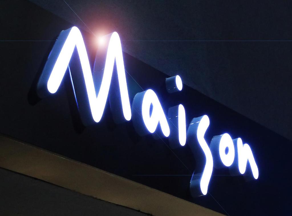 Certifikát, hodnocení, plakát nebo jiný dokument vystavený v ubytování Maison Mini Hotel