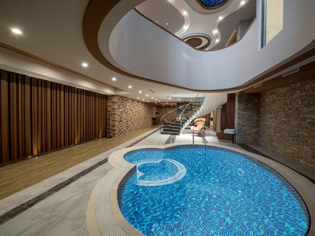 Bazén v ubytování Aghababyan's Hotel nebo v jeho okolí