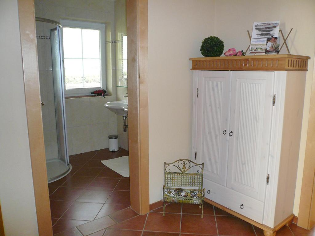 A bathroom at Appartements Zillertal Noten